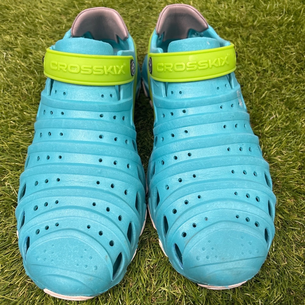 Crosskix 2.0 Water‎ Shoes Mens Size 11 Turquoise Blue Lime Green Good Clogs